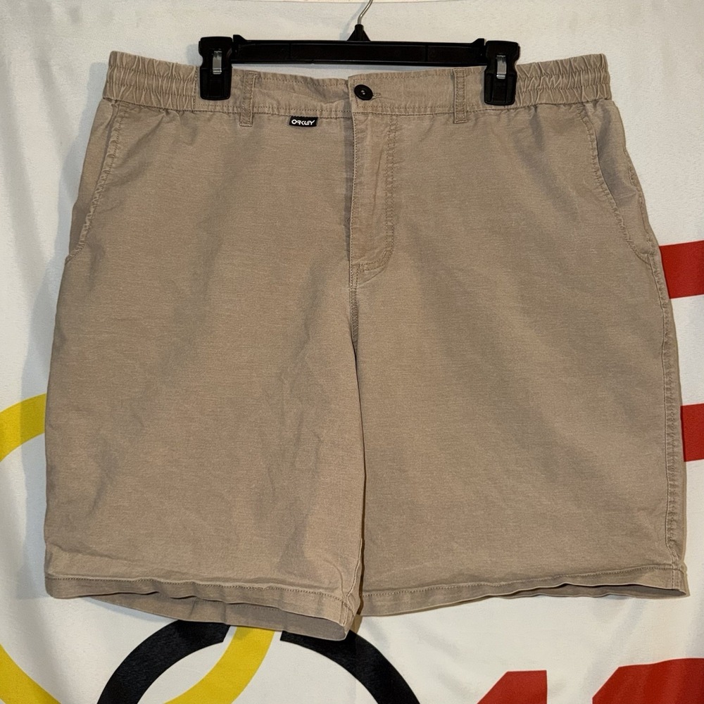 Oakley Shorts Mens 38 Khaki Drawstring Chino Tech